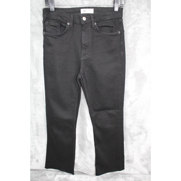 Zara Denim - Women's Zara Cropped High Waist TRF  W/Raw Hem Size 4/27 Black Jeans